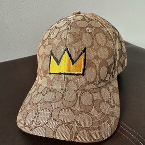 Coach hat new without tags. Never used.